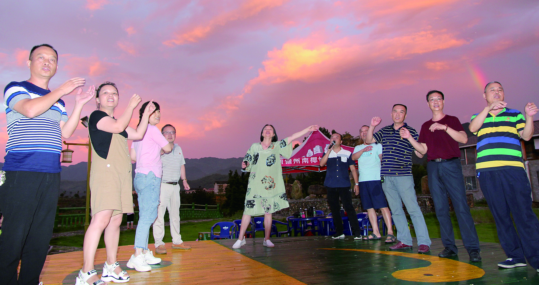 慶祝中國共產(chǎn)黨成立98周年 邵陽汽車南站舉行系列主題黨日活動 （李高雄報(bào)道）